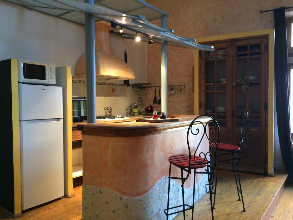 Duplex Avec Terrasse Tropezienne Apartment เปเซอนา ภายนอก รูปภาพ