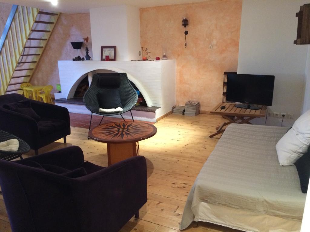 Duplex Avec Terrasse Tropezienne Apartment เปเซอนา ภายนอก รูปภาพ
