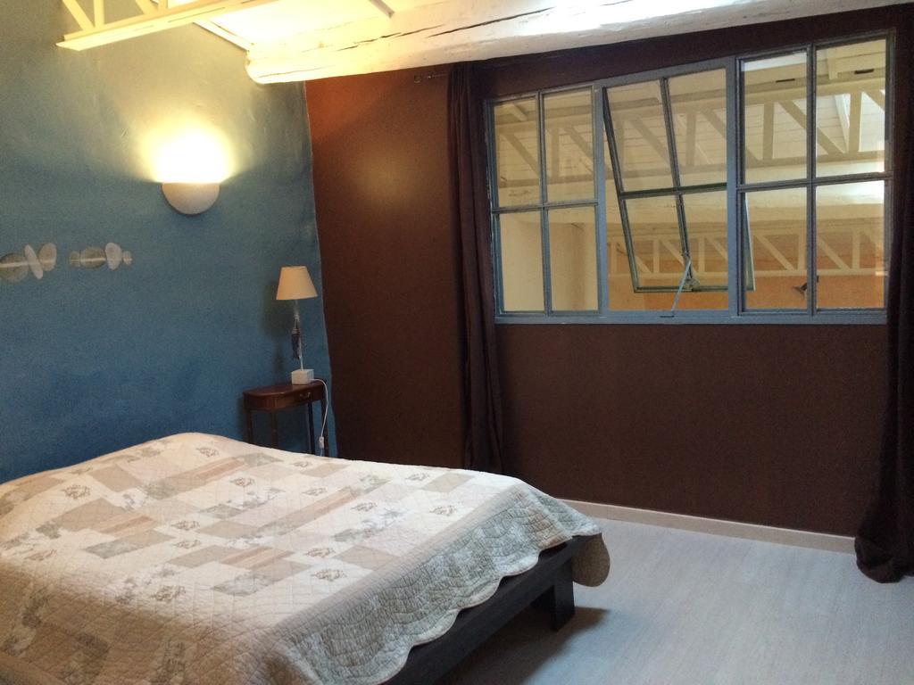 Duplex Avec Terrasse Tropezienne Apartment เปเซอนา ภายนอก รูปภาพ